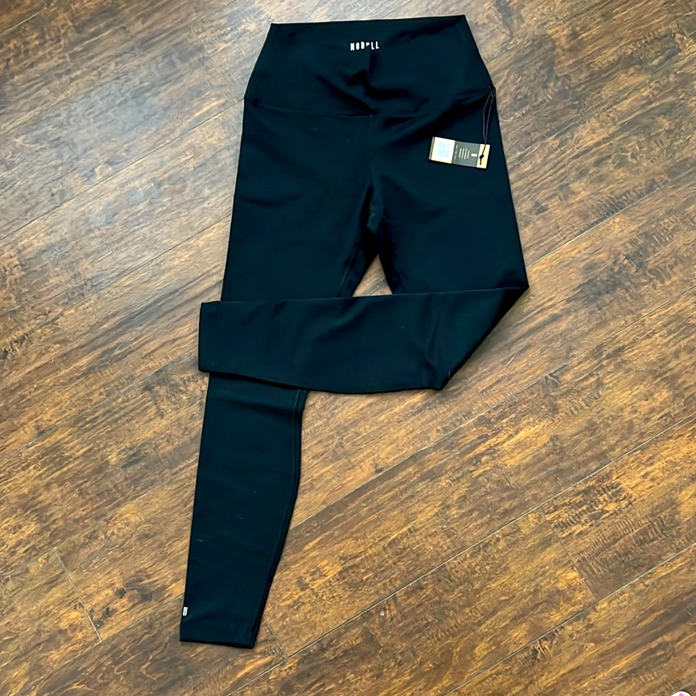NOBULL WOMEN'S HIGH-RISE MATTE TIGHT 28" Black NWT